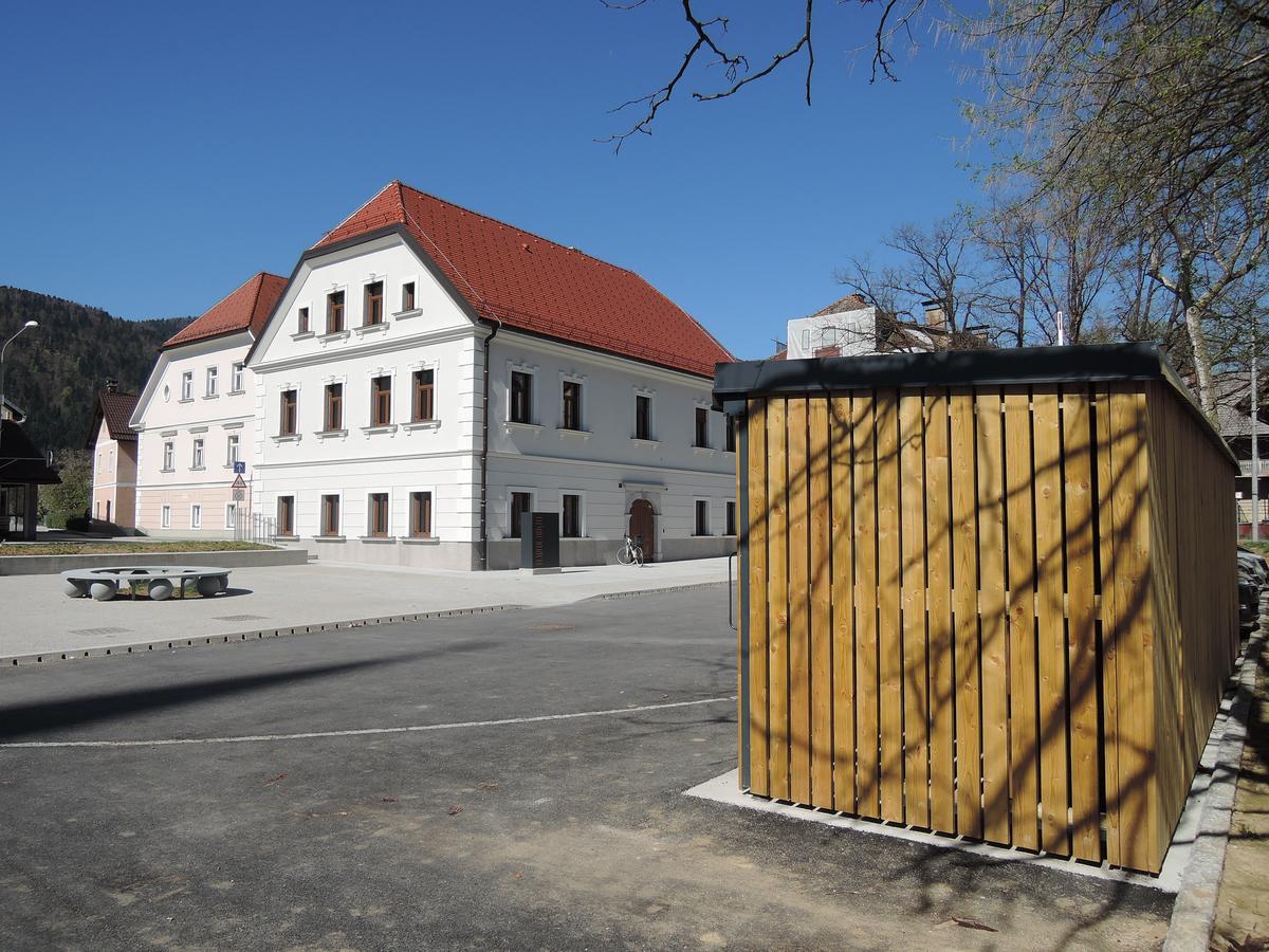 Hostel Bearlog Kocevje Exteriör bild